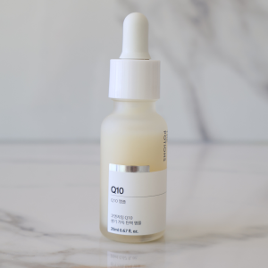 The Potions Q10 ampoule serum flaske